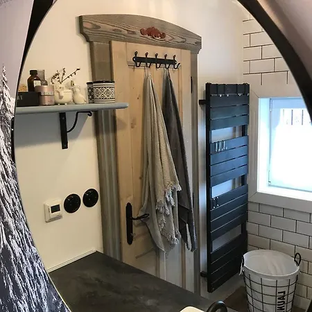 아파트 Apartman Ski